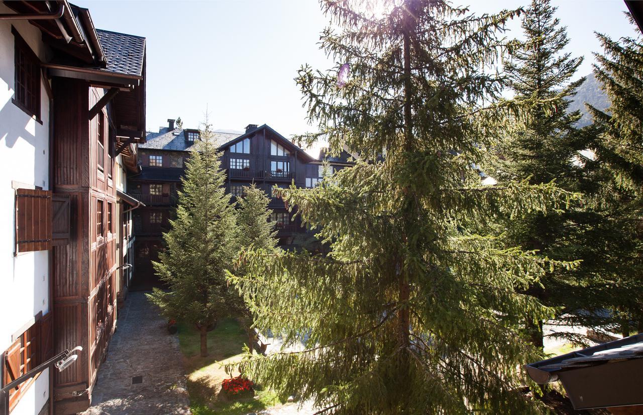 Tarter Chalets Apartaments El Tarter Bagian luar foto